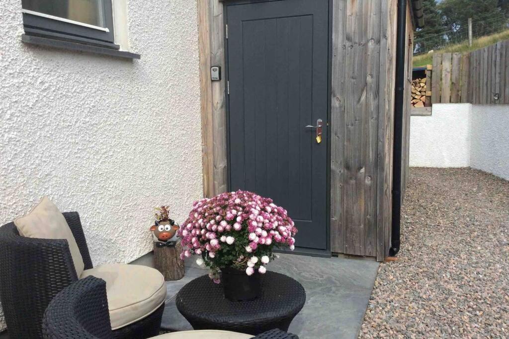 Drovers Studio Apartment Tomatin Buitenkant foto